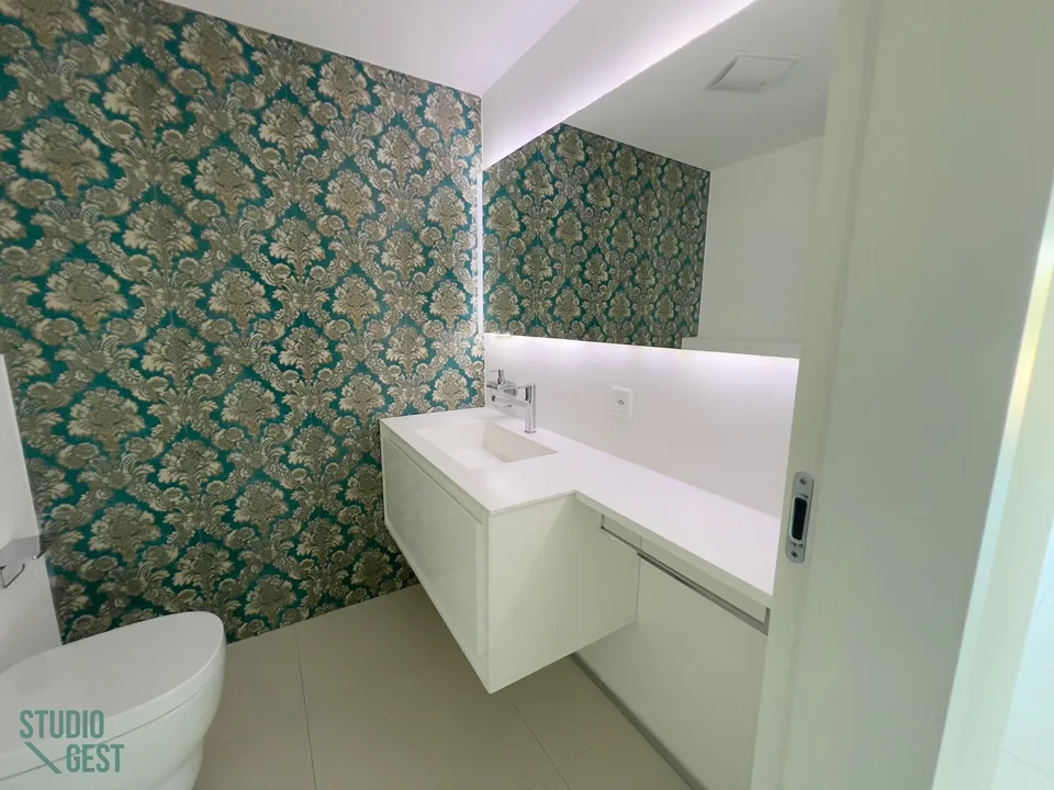 Attico di prestigio con accesso privato – foto 11 di 25