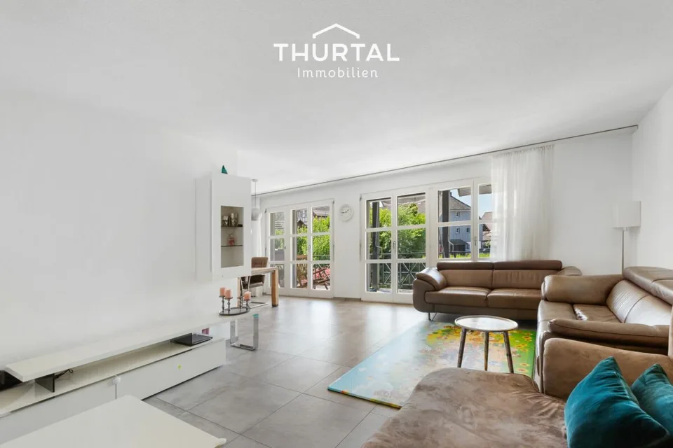Helle Wohnung mit sonnigem Balkon