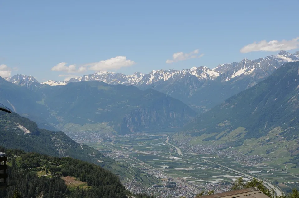 Baugrundstück - einfacher Zugang und Panoramablick