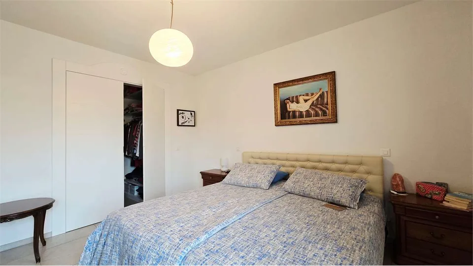 Geräumige 4.5-Zimmer-Wohnung in ruhiger und grüner Lage – Foto 10 von 13
