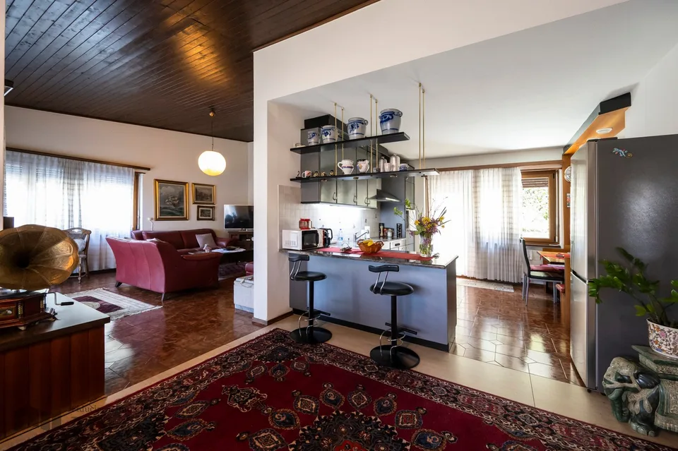 Villa with pool and large garden with great potential and expansion possibility – photo 14 of 14