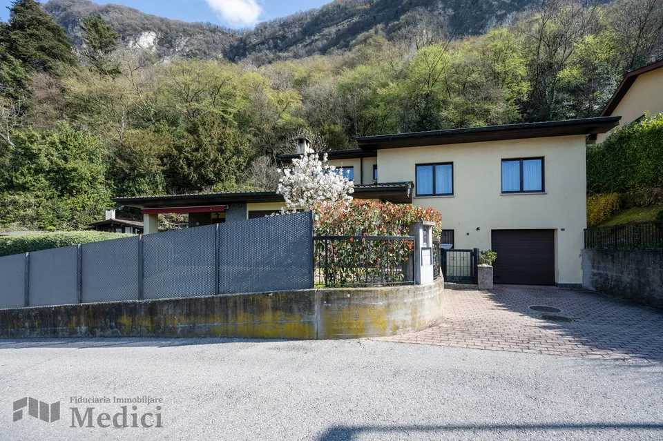 Villa with pool and large garden with great potential and expansion possibility – photo 8 of 14