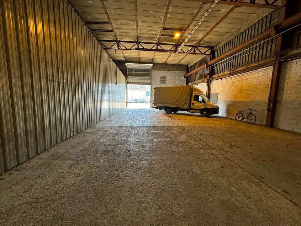 Grande magazzino industriale a Porrentruy in affitto, ca. 1117m2 – foto 12 di 17