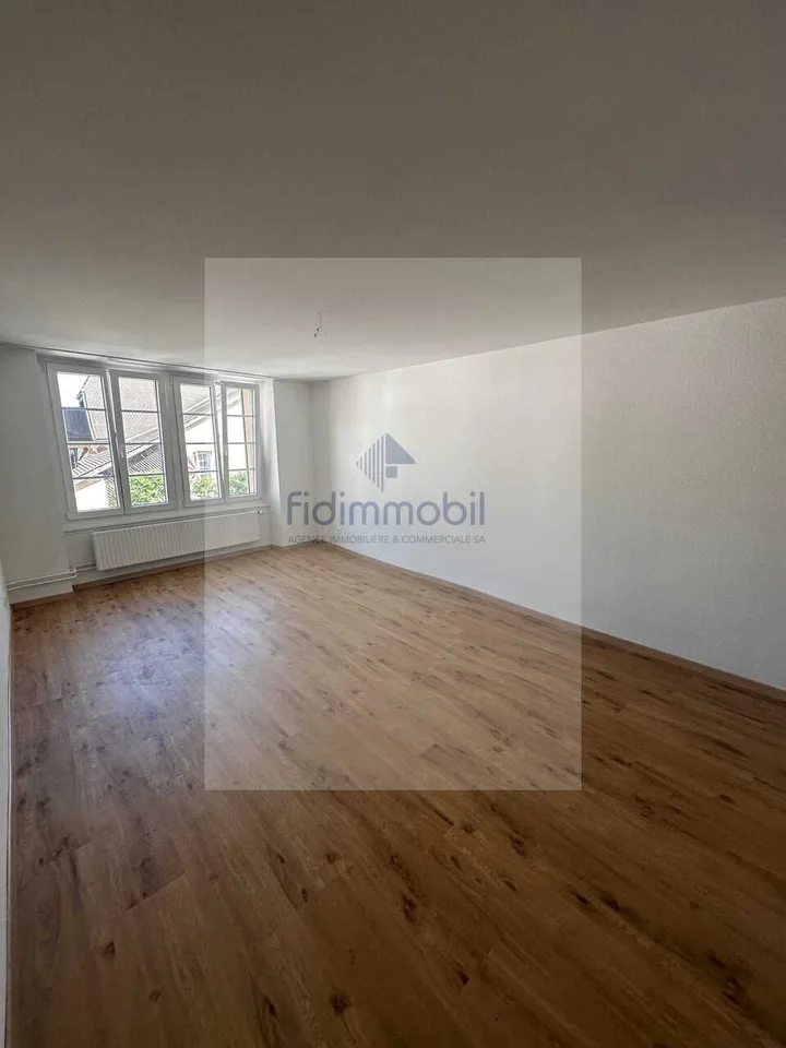 VOLLSTÄNDIG RENOVIERTE WOHNUNG IN RUHIGER LAGE – Foto 6 von 9