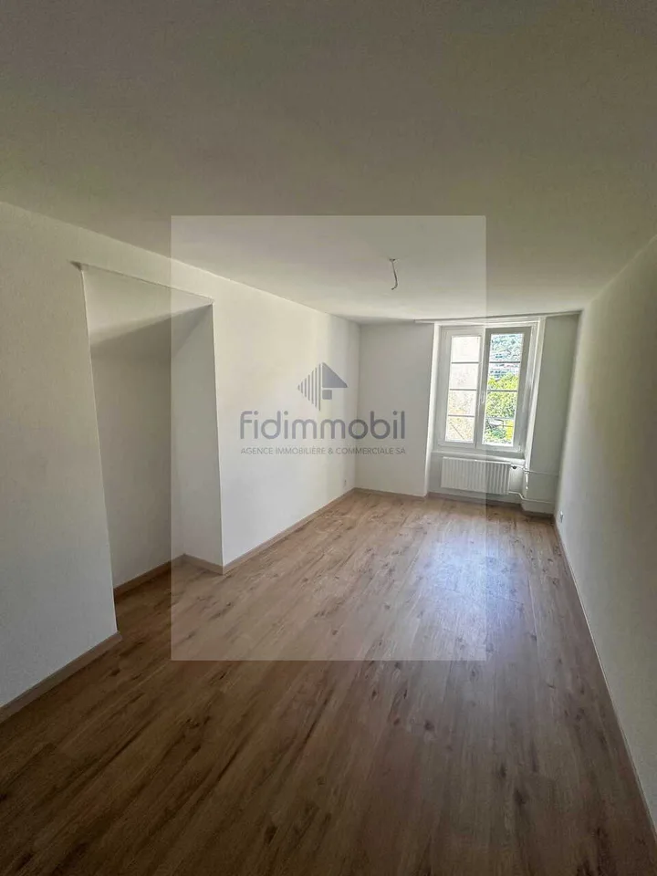 Wohnung komplett renoviert in ruhiger Nachbarschaft