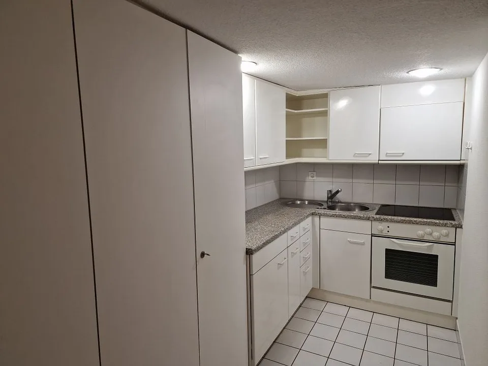 Appartement charmant de 2 pièces, 3e étage gauche avec ascenseur - pas de balcon