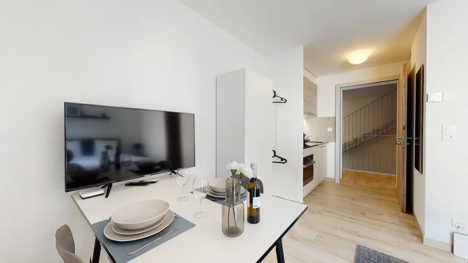 Studio moderno completamente arredato ad Aigle