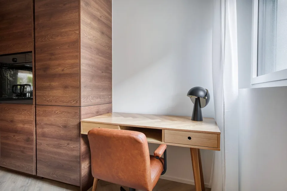 Trendy Wiedikon 2.5 locali con cantina + W/T, vicino al mercato, via Blueground