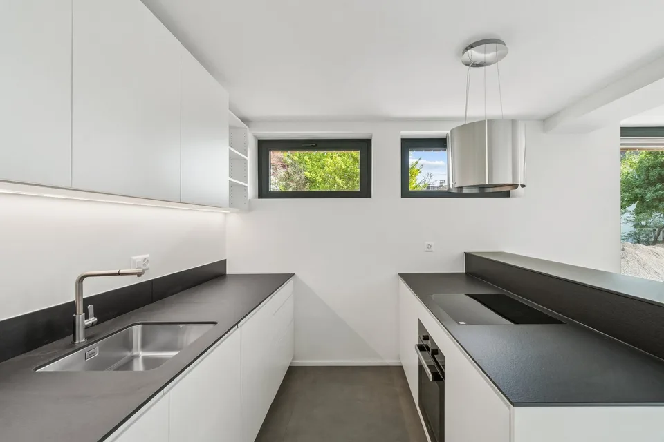 Appartement en sous-sol de 3,5 pièces avec jardin privé