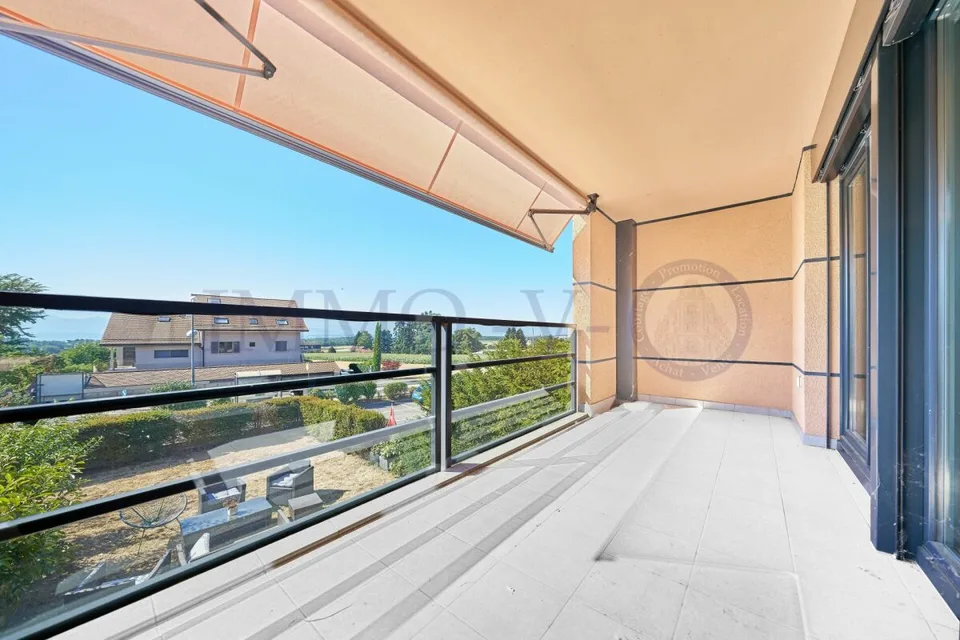 CONTEMPORAIN ET LUMINEUX AVEC BALCON-TERRASSE