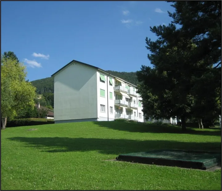 Appartement avec belle luminisité de 4,5 pièces avec balcon à Courrendlin
