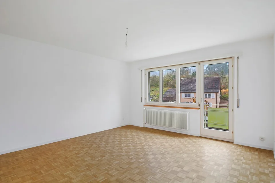 Appartamento con bella luminosità di 4,5 locali con balcone a Courrendlin
