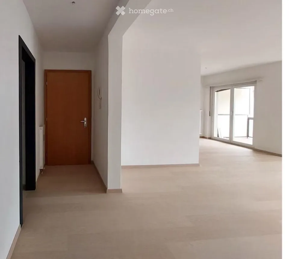 Wohnung 4,5 Zimmer in Giubiasco – Foto 3 von 5
