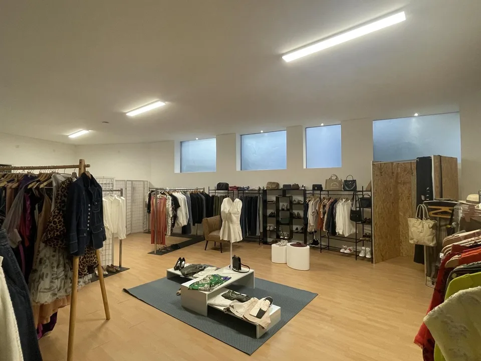 LOCAL COMMERCIAL DE 95 M2 AU COEUR DE NYON