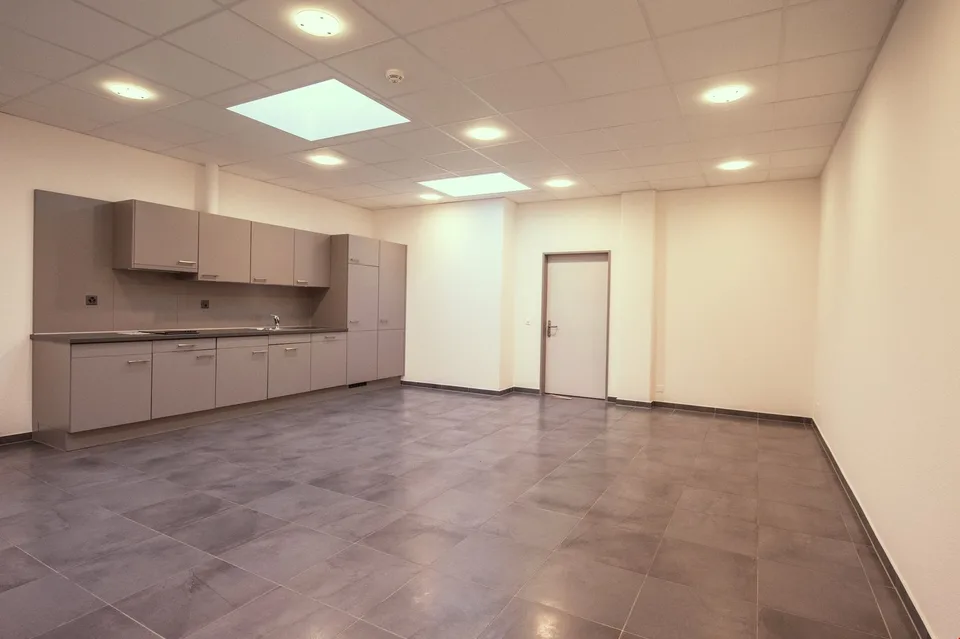 Unterteilbare Bürotrakte mitten im Gewerbegebiet Galgenried – Foto 6 von 7