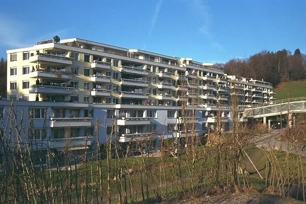Parkplatz in der Einstellhalle zu vermieten
