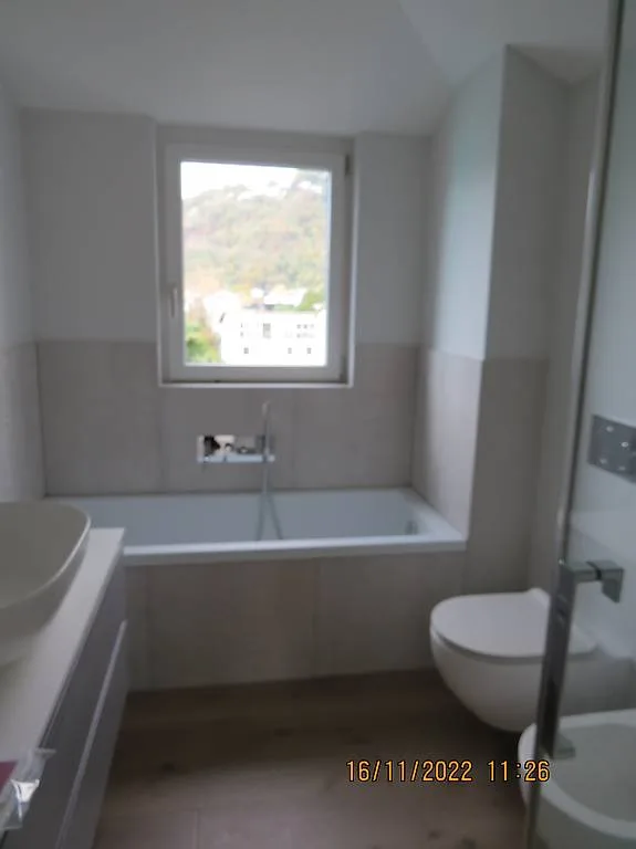 Modern 4-room apartment in Melano – New building with balcony and view – photo 9 of 10