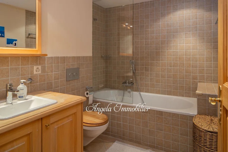Les Asters Annual Rent center CHF 4'000. per month (Ref. 2225) – Foto 14 von 18