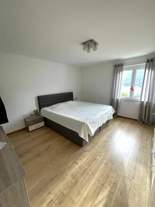 St-Imier, magnifico appartamento di 4.5 locali al 2° piano con terrazza