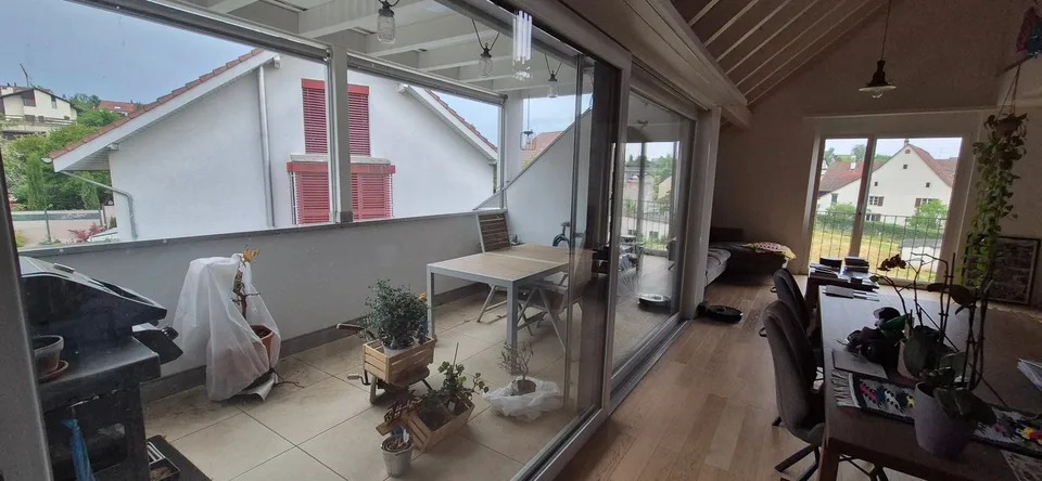 Grosszügige 3.5-Zimmer-Maisonette-Wohnung an ruhiger Lage in Witterswil zu vermieten!