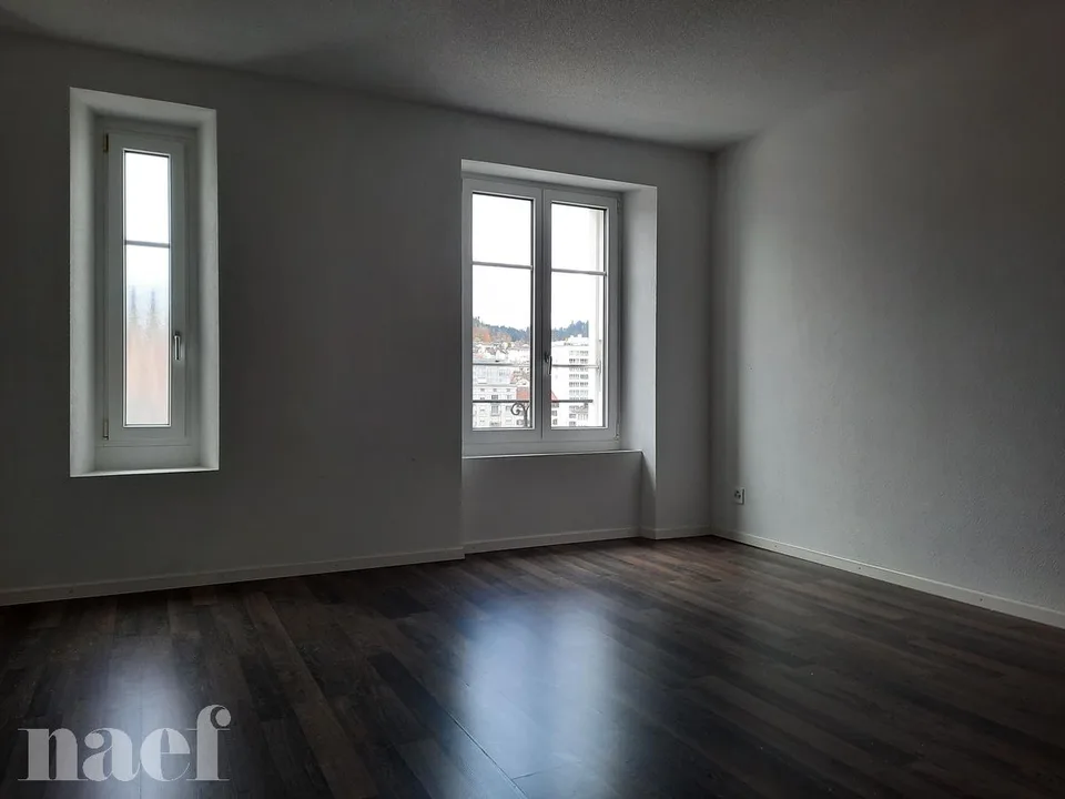 Schönes 2,5-Zimmer-Apartment im 4. Stock