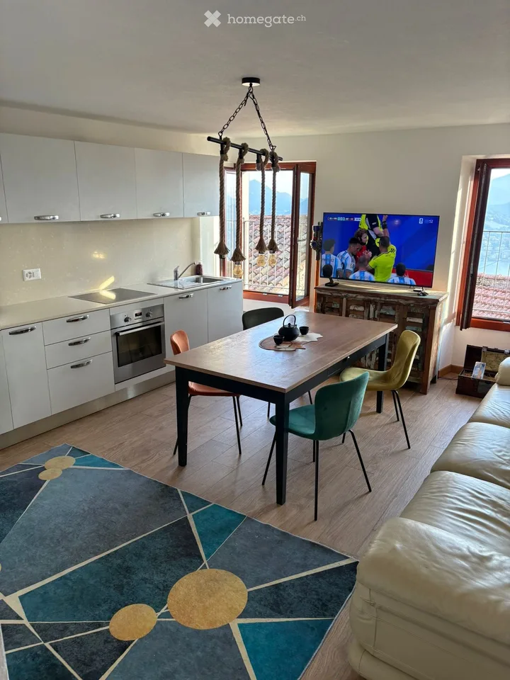 Casa bifamiliare a Aldesago