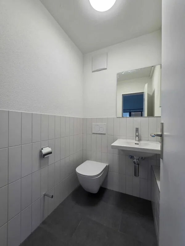 Espace de bureau et commercial attractif dans un excellent emplacement de trafic