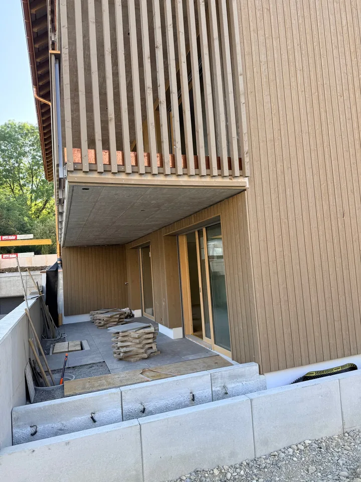 4.5-Zimmer-Wohnungen mit 360 m2 Rasenfläche