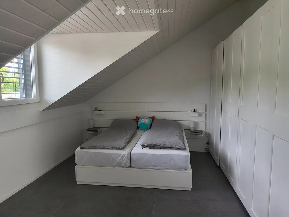 Maison mitoyenne moderne entièrement meublée près du lac