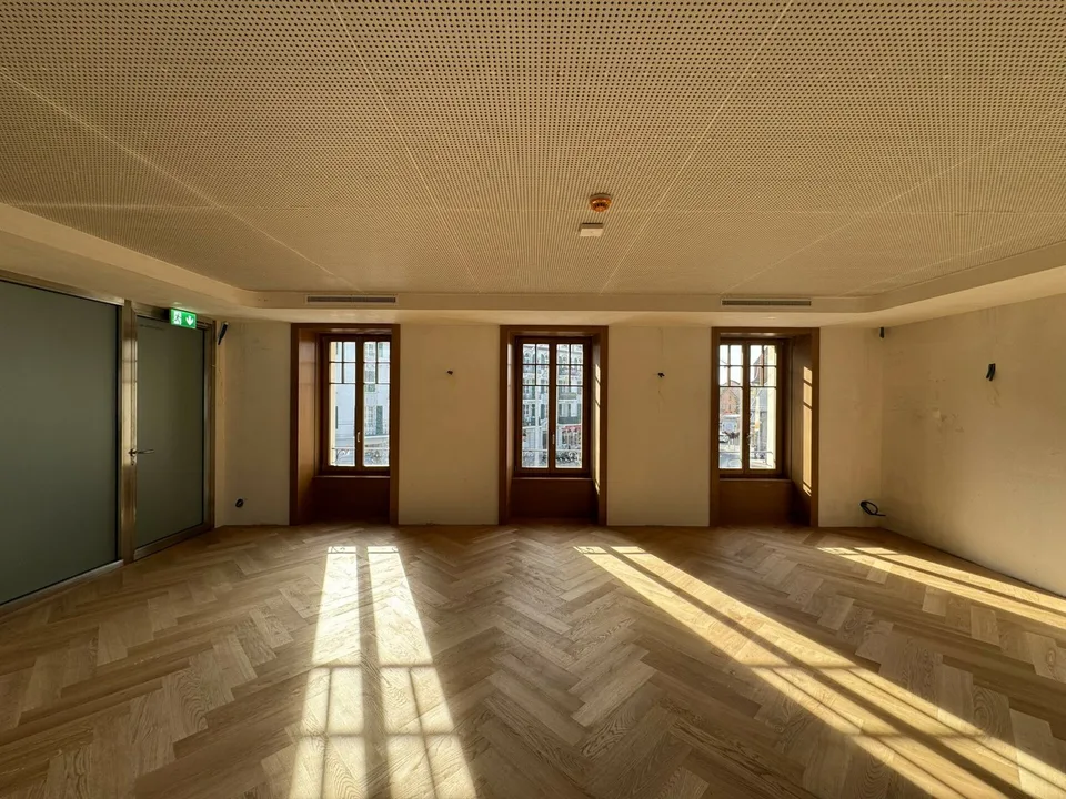 Büro hocher Klasse 170 m² + Terrasse 118 m²