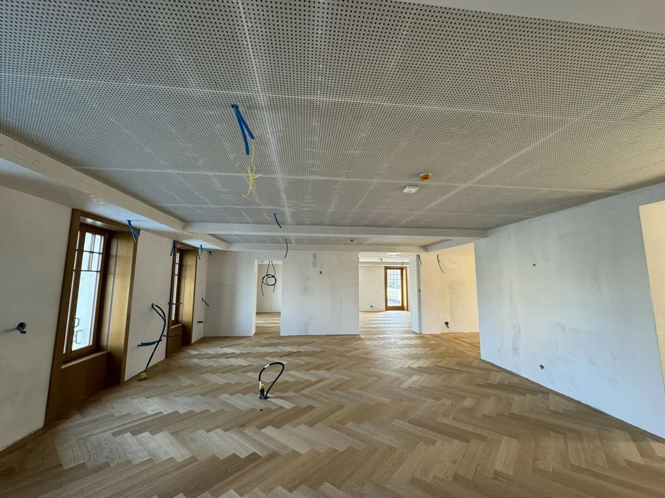 Bureau haut de gamme 170 m² + terrasse 118 m²