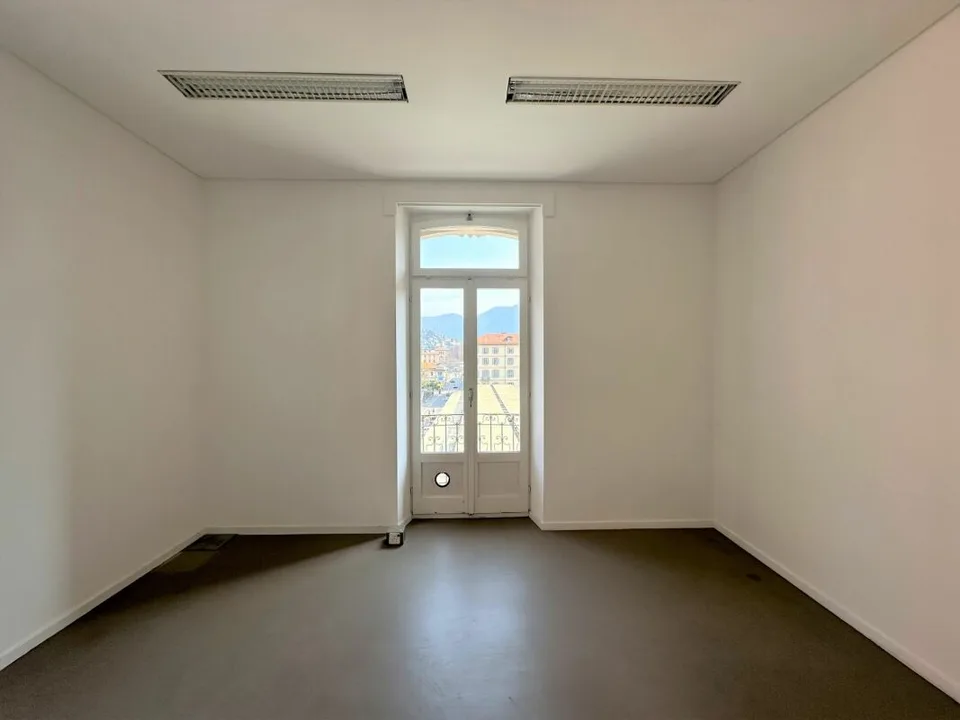 Ufficio di 232 mq nel centro di Lugano