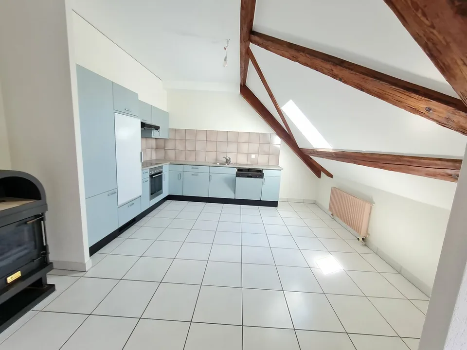 Grand duplex de 3.5 pces de 94m2 - A deux pas de l'hôpital