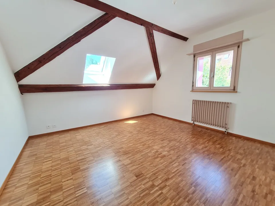 Grand duplex de 3.5 pces de 94m2 - A deux pas de l'hôpital