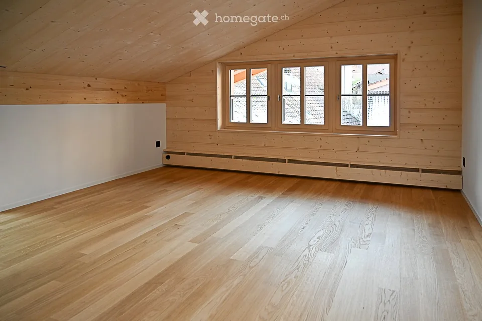 Attic maisonette apartment in Wimmis