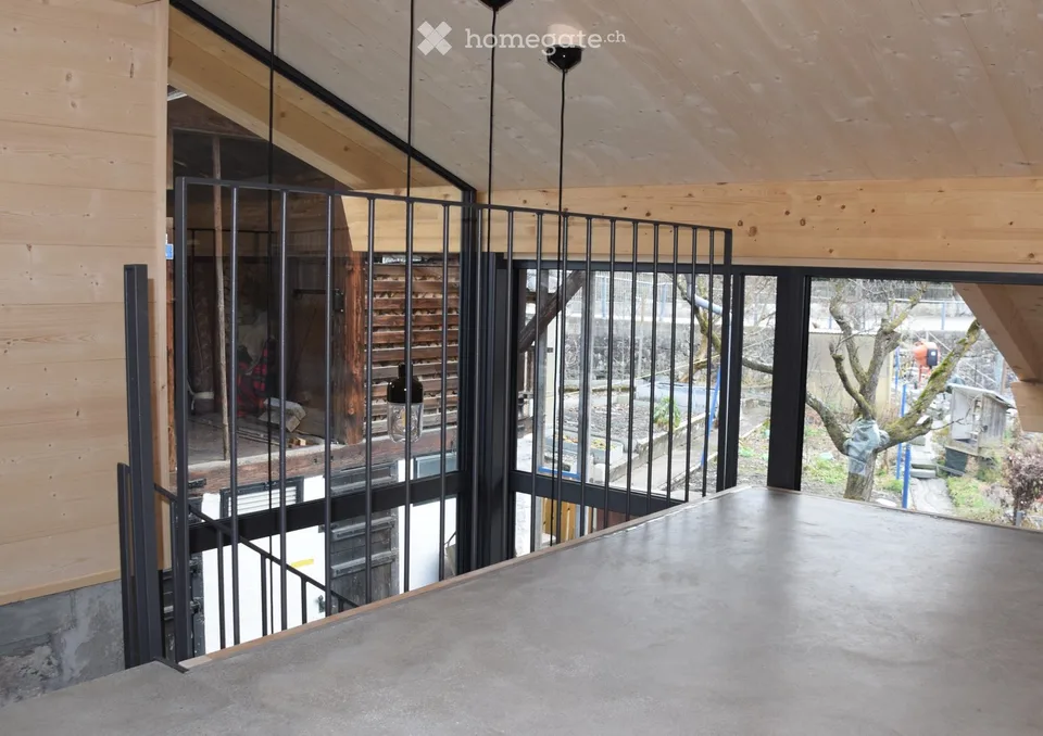 Attic maisonette apartment in Wimmis