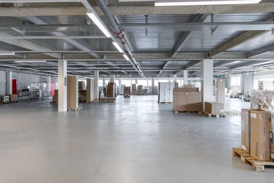 RARE ! Surface d'atelier de 500 m² au centre de Genève