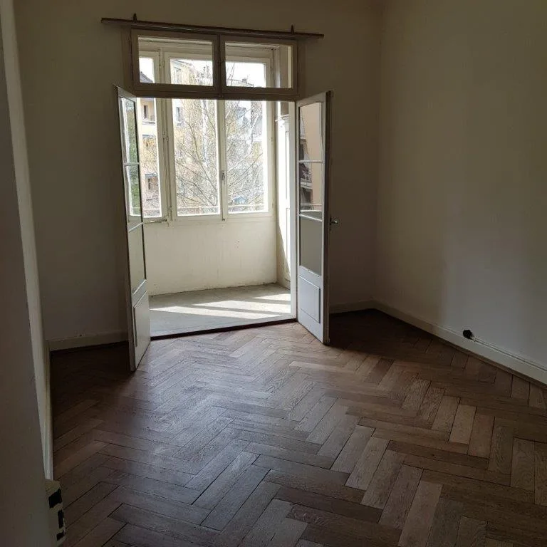 2 pièces appartement dans un immeuble ancien au quartier de Gundeldingen