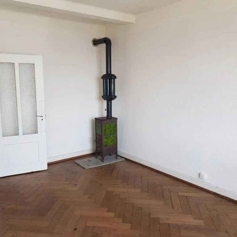 2 pièces appartement dans un immeuble ancien au quartier de Gundeldingen