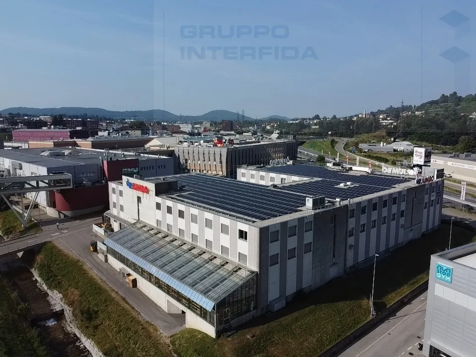 Bureaux spacieux rénovés à Mendrisio dans le quartier de Foxtown