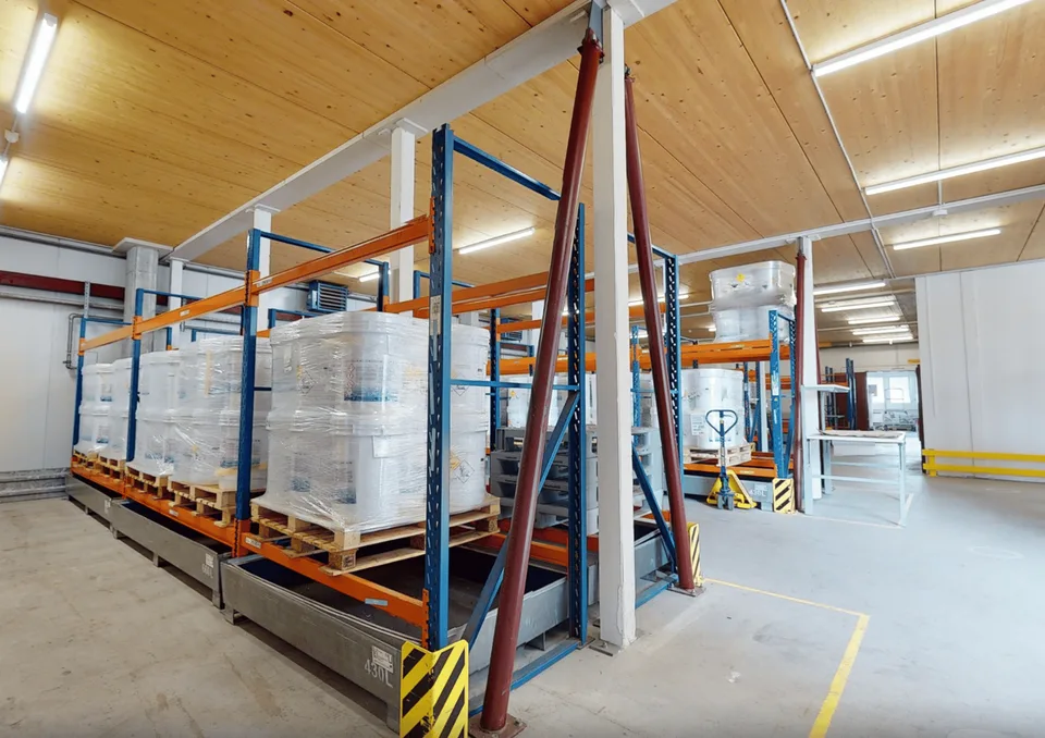 Moderne Industriehalle mit vielseitigen Nutzungsmöglichkeiten in Brugg