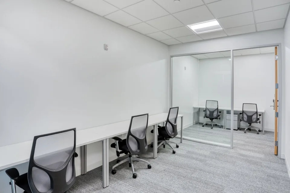 Travaillez en bureaux partagés à Spaces Quartier de l'Étang