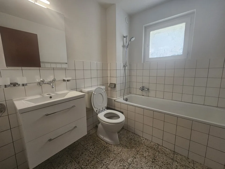 Prächtige 3.5-Zimmer-Wohnung mit Balkon! – Foto 6 von 7