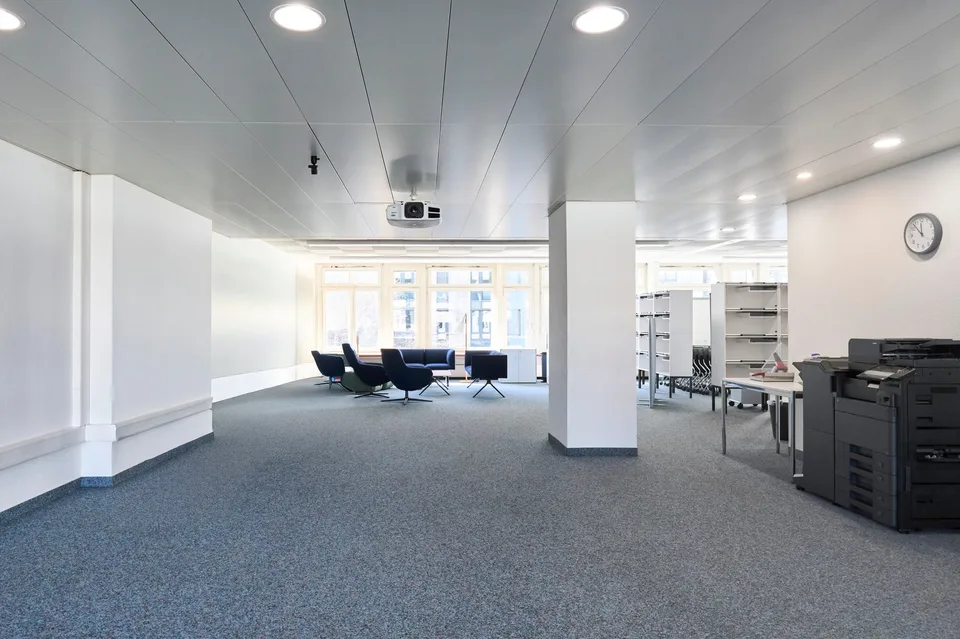 Commercial and office space in the best city location – photo 7 of 17