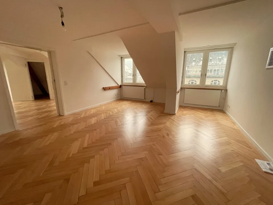 Repräsentative Büro-, Beratungs- und Praxisräume an der Bahnhofstrasse