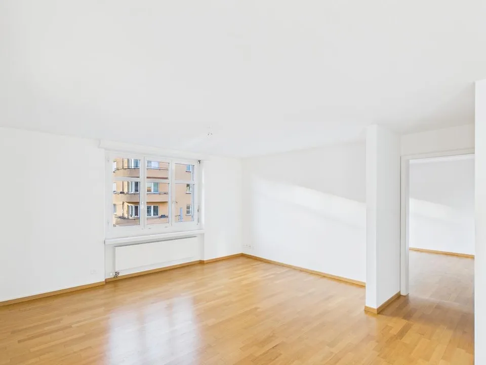 Sanierte Wohnung am pulsierendem Schaffhauserplatz – Foto 6 von 8