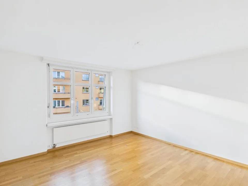 Sanierte Wohnung am pulsierendem Schaffhauserplatz – Foto 7 von 8