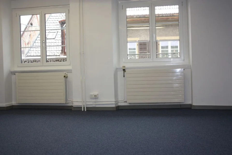 Modern office spaces in the old town – photo 6 of 10