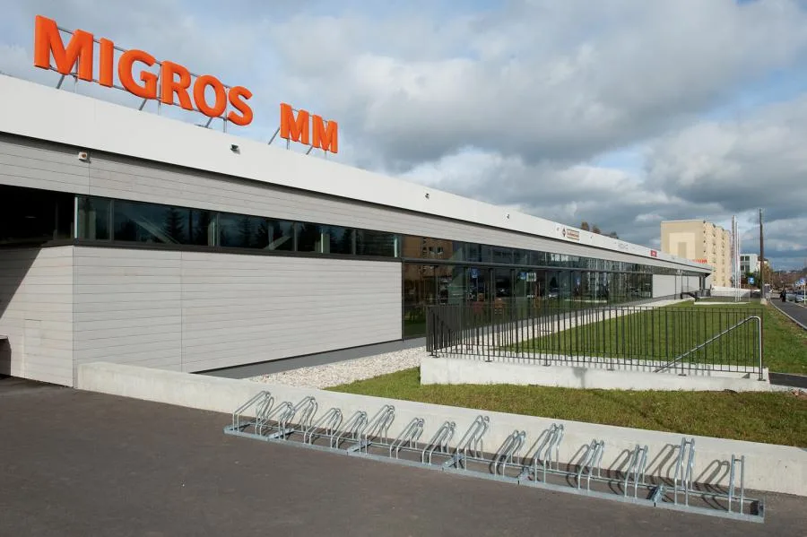 Surface de vente ou bureau de 154m2 à la Chaux-de-Fonds