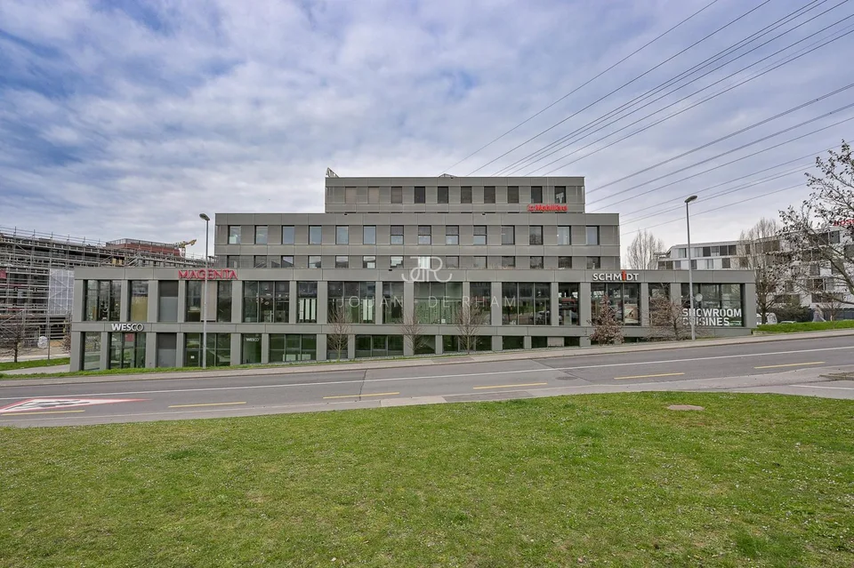 700 m2 di uffici in affitto in un edificio moderno, completamente arredati "Plug & Play" – foto 13 di 13